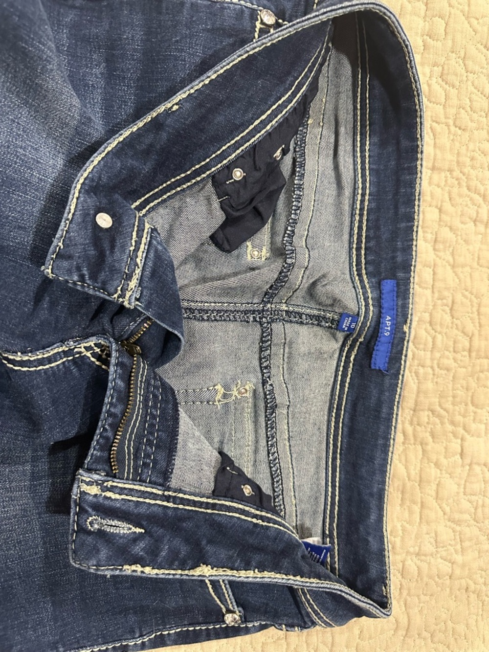 Apt. 9 Classic Dark Blue Embellished Jeans - Clean Contrast Stitching - Picture 5 of 6